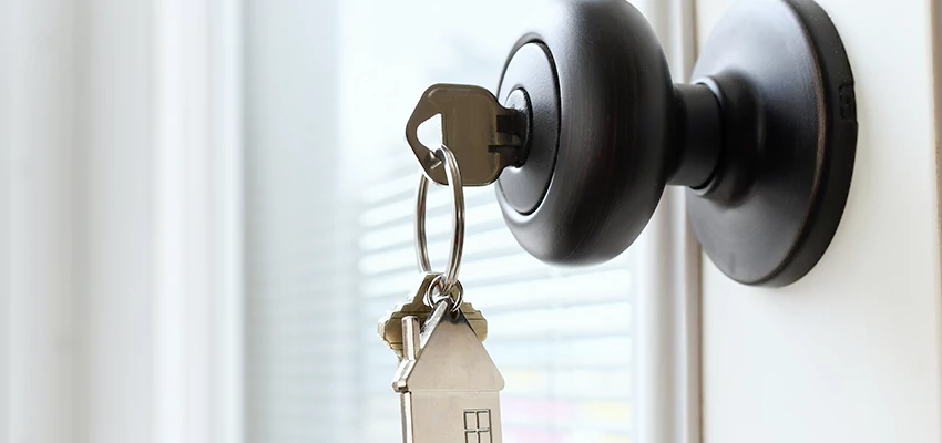 Bifold Door Knob Replacement in Antelope, California